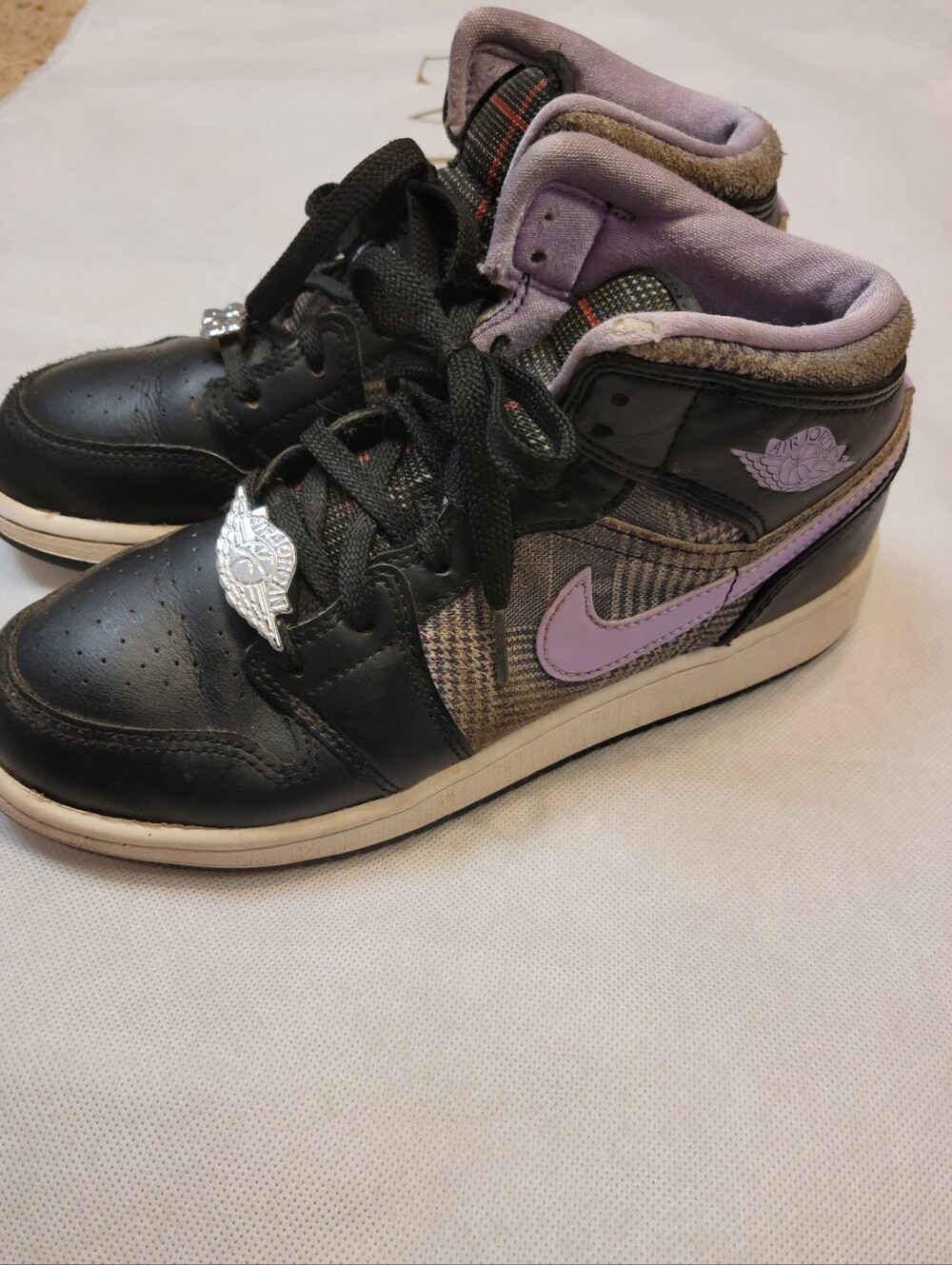 Nike Jordan Mid 1 Houndstooth Sneakers 5y
